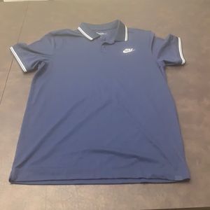 Men’s medium Nike Golf Dri-fit shirt